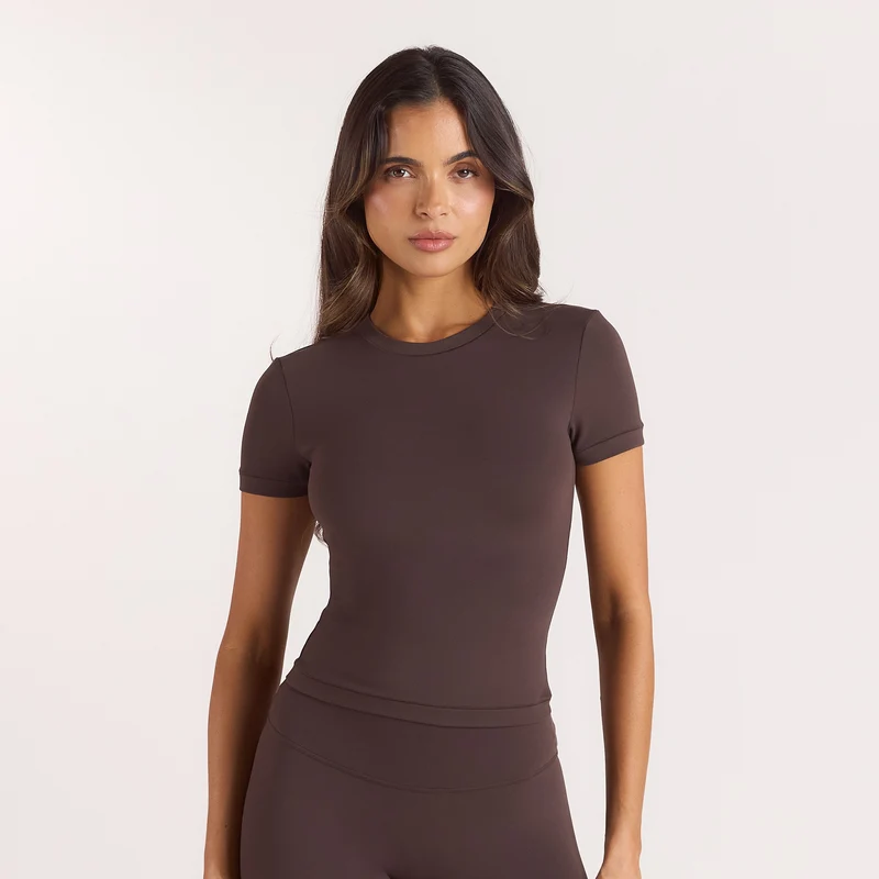 T-shirt à Manches Courtes ContourSoft™ - Chocolat Noir