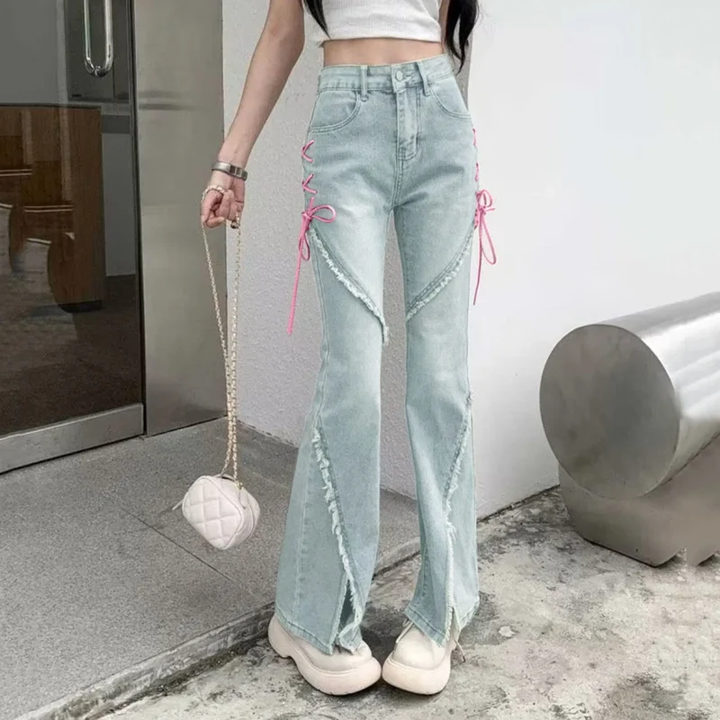 Jean flare fendu