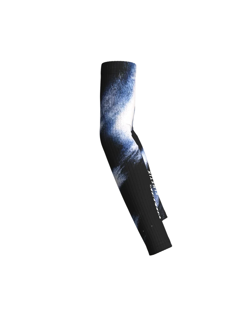 ARMWARMER BLUR MOTION