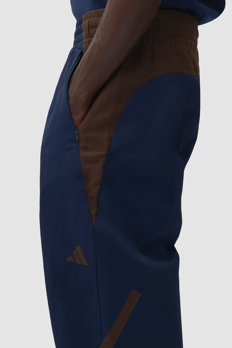 Pantalon de survêtement Arte pour adidas Z.N.E. - bleu marine/marron