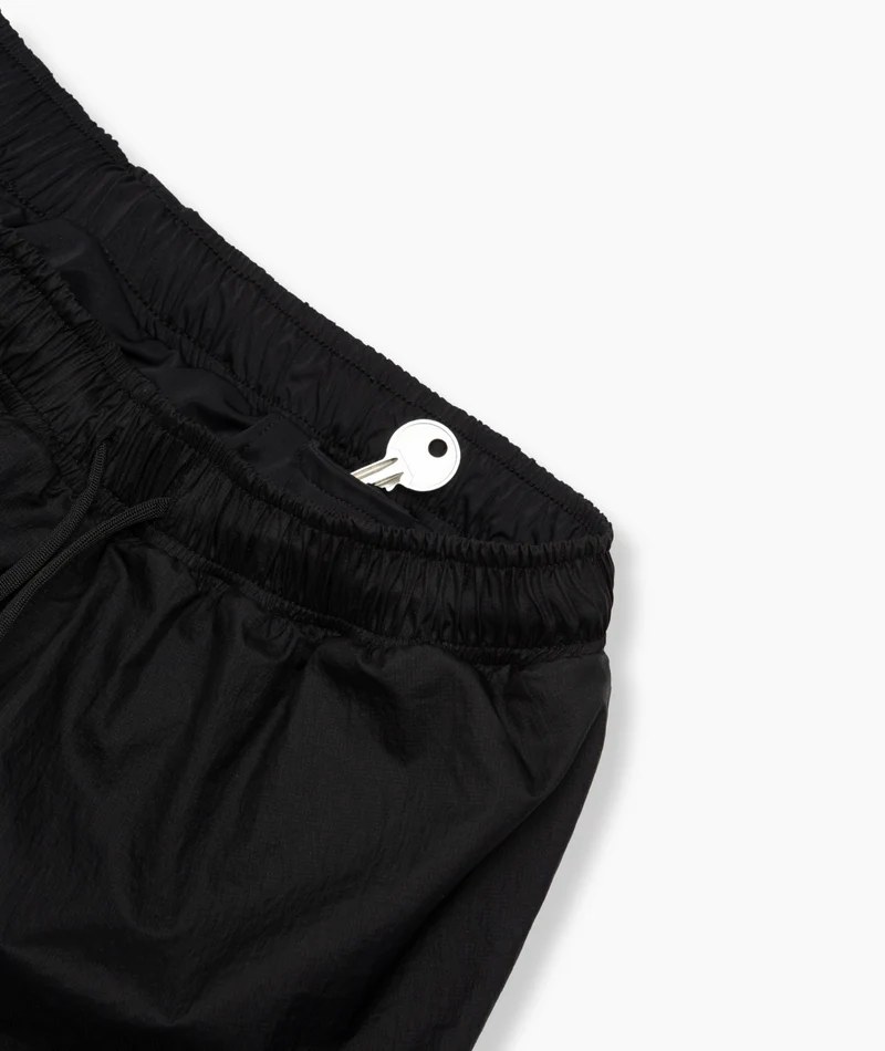 Essential Light Short