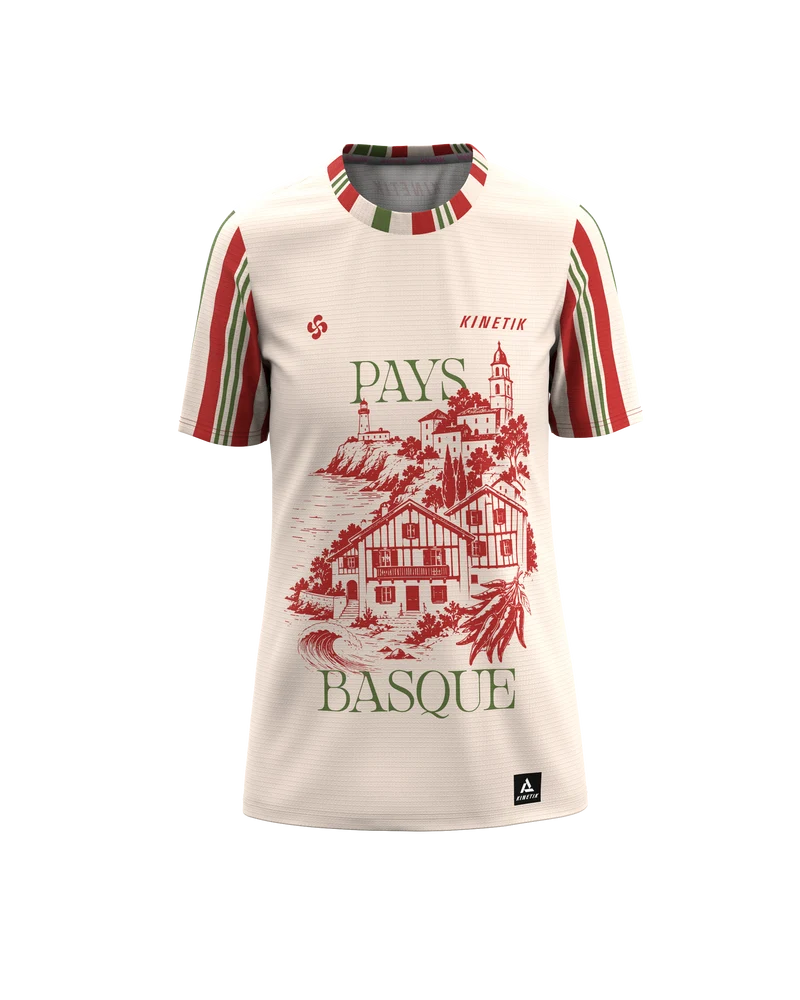 FALKON WOMEN PAYS BASQUE LANDSCAPE
