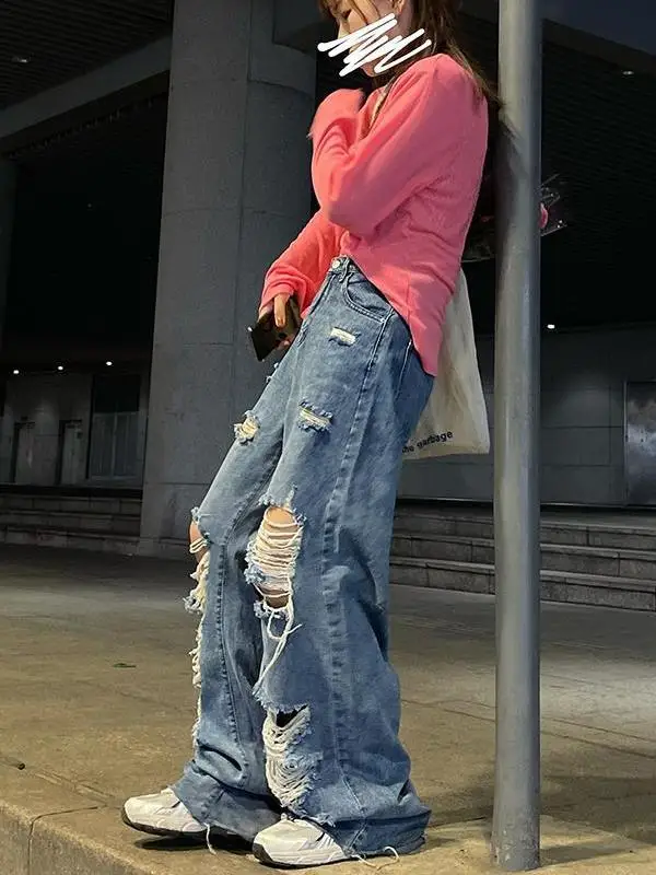 Baggy destroyed jeans