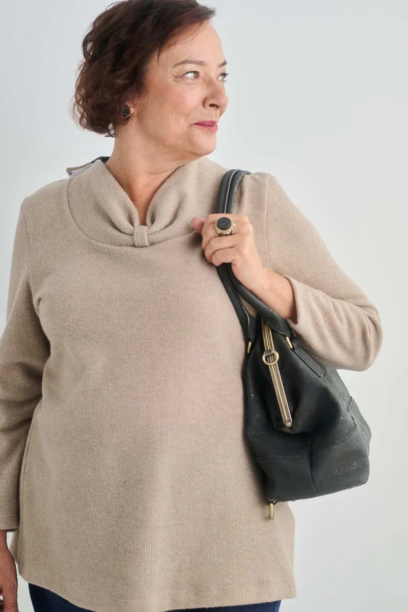 2ET399-2E124-Adaptive Sweater in Knit with Topstitch