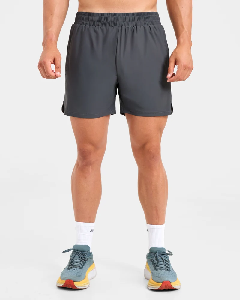 Run 5" Shorts - Hurricane Gris