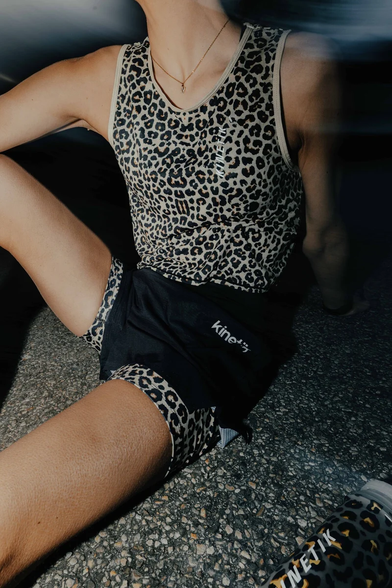MAVRIK CROP TOP LEOPARD