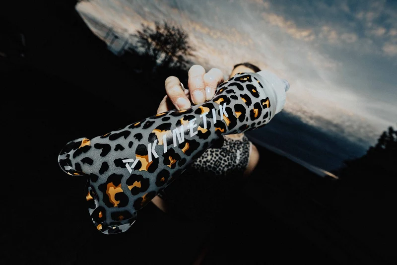 AKUAFLASK 500 ML LEOPARD