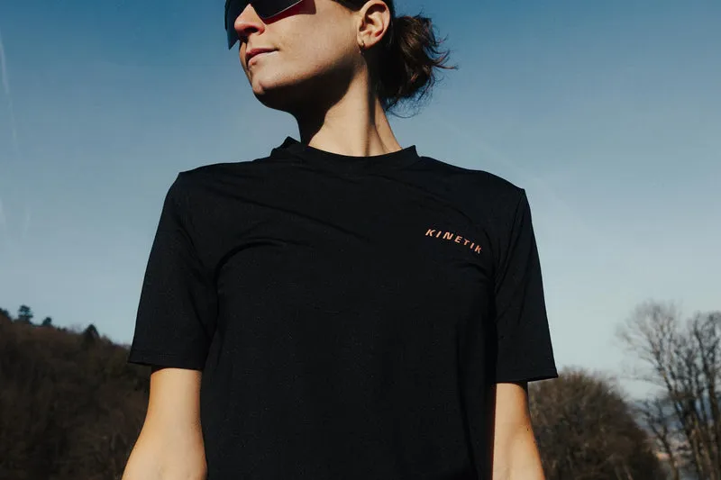 VEKTRA WOMEN BLACK