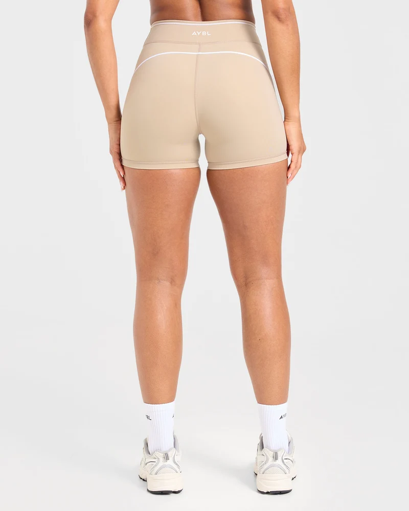 Form Shorts - Mocha