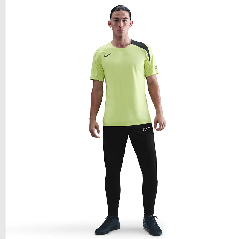 Haut Nike Dri-FIT Strike Total 90