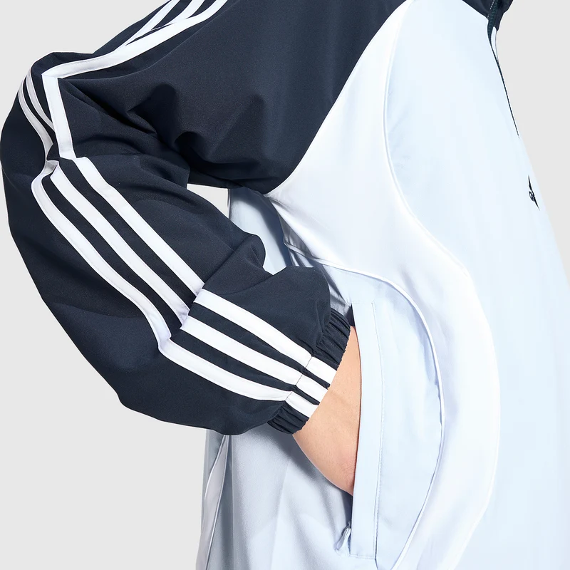 adidas Originals Men TEAMGEIST HALF ZIP SWEATSHIRT