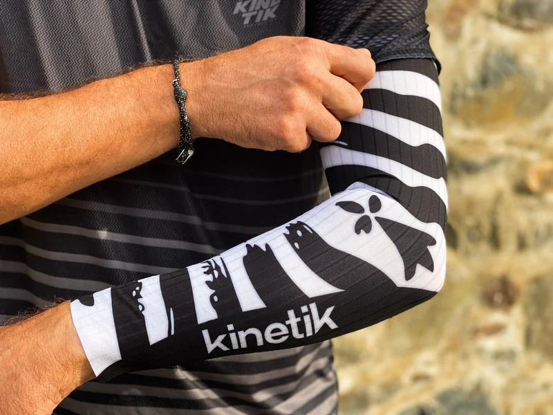 ARMWARMERS INVIKTUS BZH