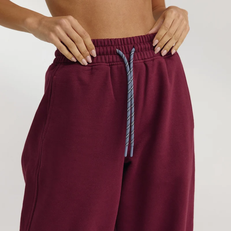 Jogging à Jambe Droite - Laque Cerise