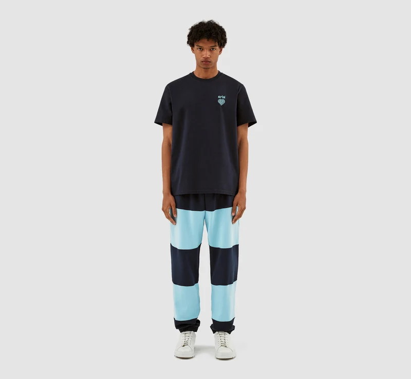 Taut Embroi Heart Logo T-shirt - Marine