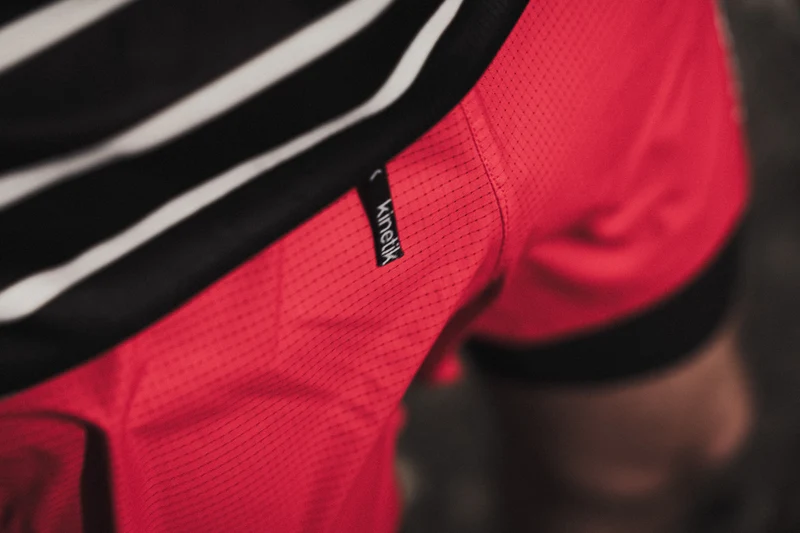 AEROK 6 ULTRA TRAIL SALSA