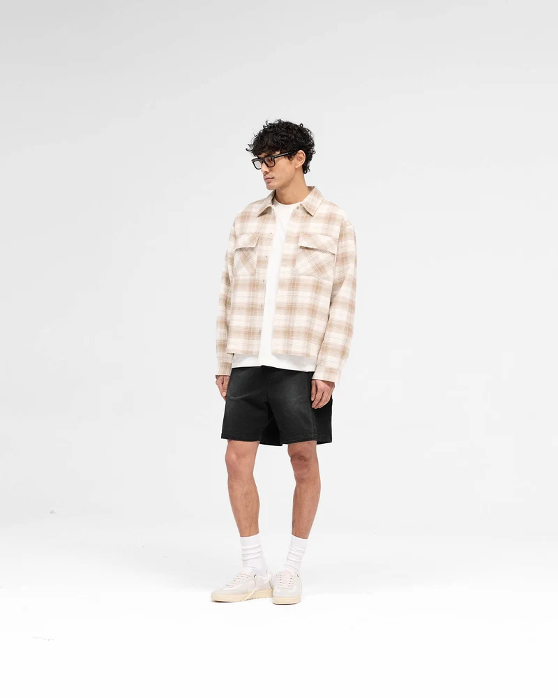 Season Cargo Short - Jet Black
