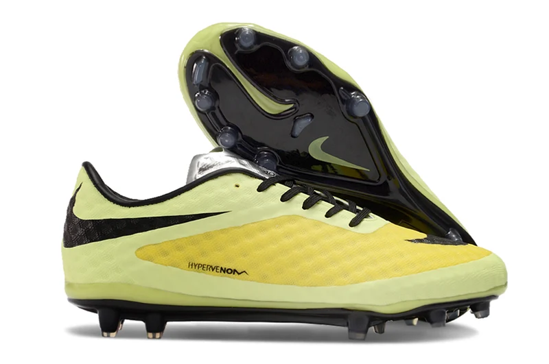 Crampons Hypervenom élite