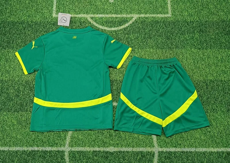 24/25 Ensemble Enfant Sénégal