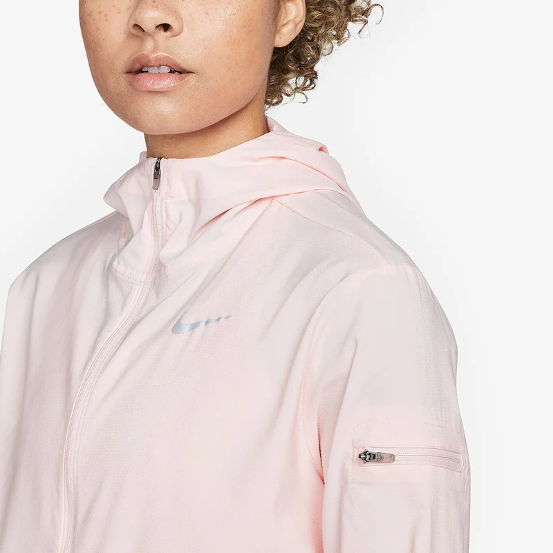 Nike Womens Impossibly Light Jacket