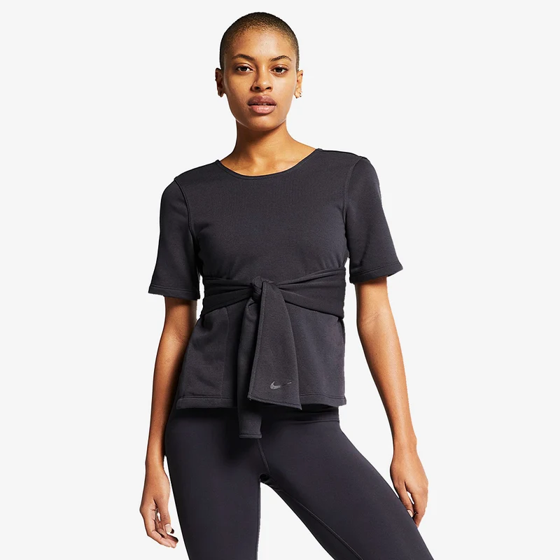 Haut de training de yoga à manches courtes Nike Studio pour