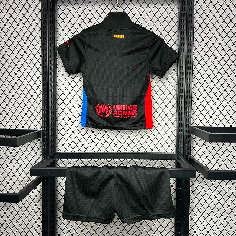 24/25 Ensemble Enfant Barcelone