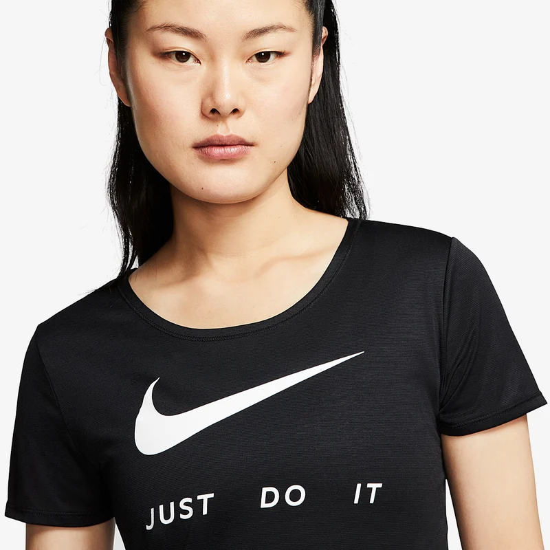 Nike Womens Swoosh Short Sleeve T-Shirt