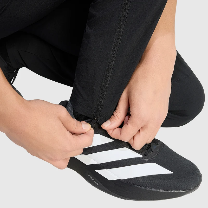 adidas Real Madrid 25/26 Tiro Travel Pants