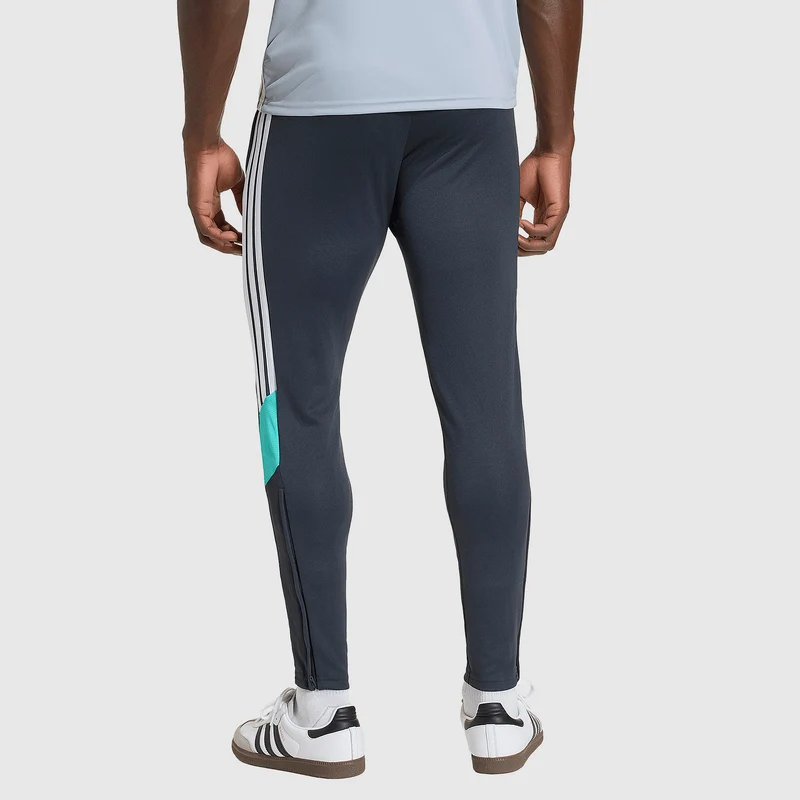 adidas Tiro 26 Essentials Training Pants