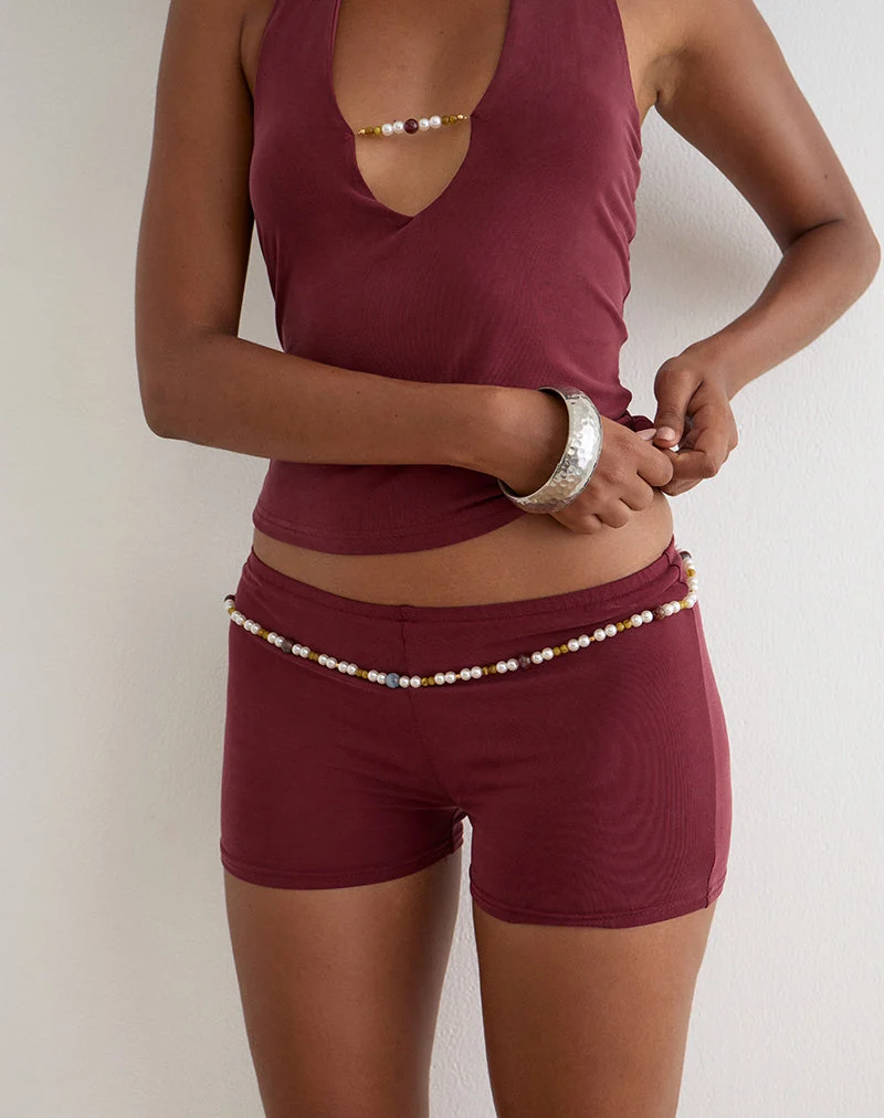 Short Nissa avec bordure en perles, en cupro bordeaux