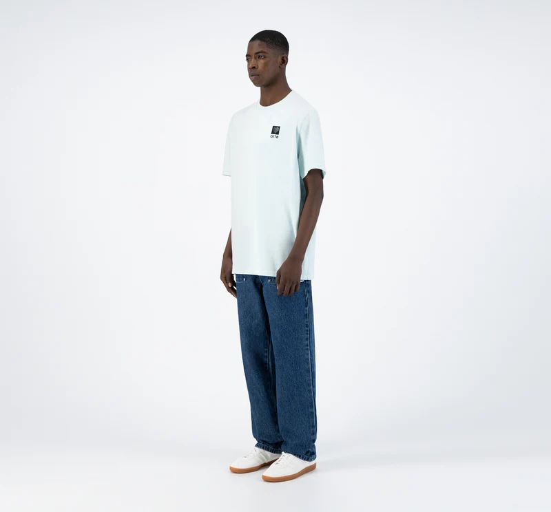 Tzara Embroi T-shirt - Skylight