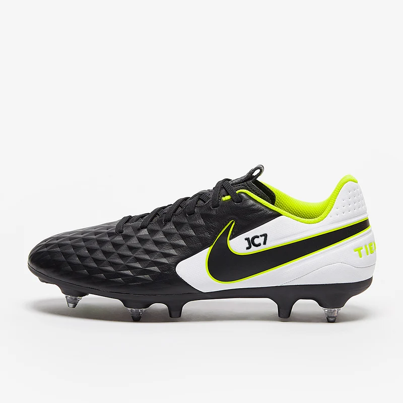 Chaussure de football à crampons pour terrain gras Nike Tiem