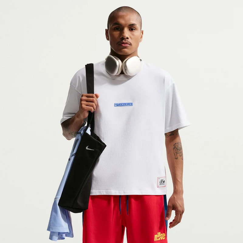T-Shirt Nike Sportswear Boxy Calcio
