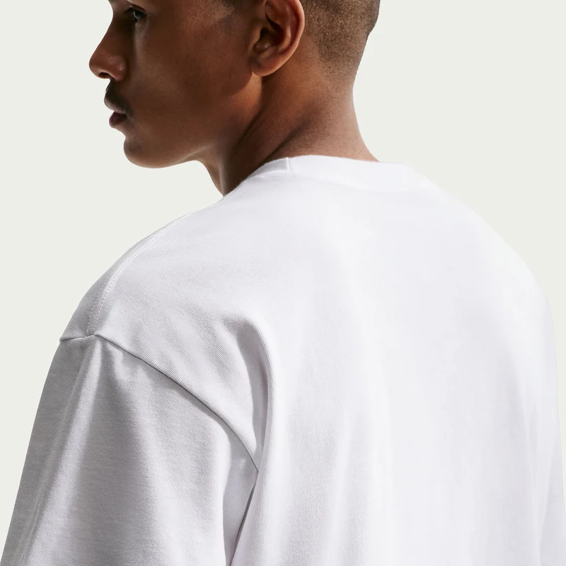 T-Shirt Nike Sportswear Boxy Calcio