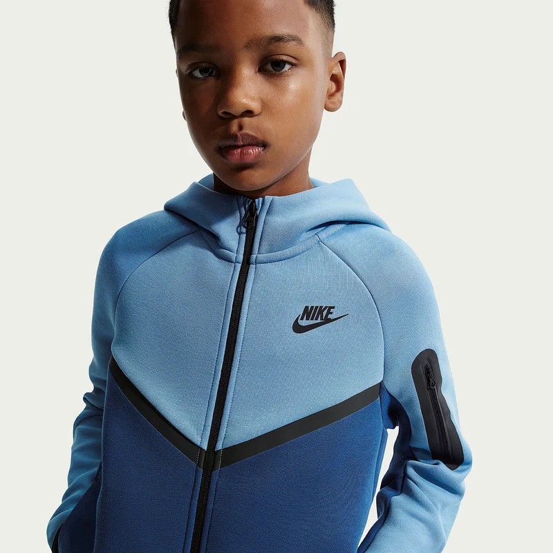 Nike Sportswear Older Kids Tech Fleece Full-Zip Hoodie (8-15Y)