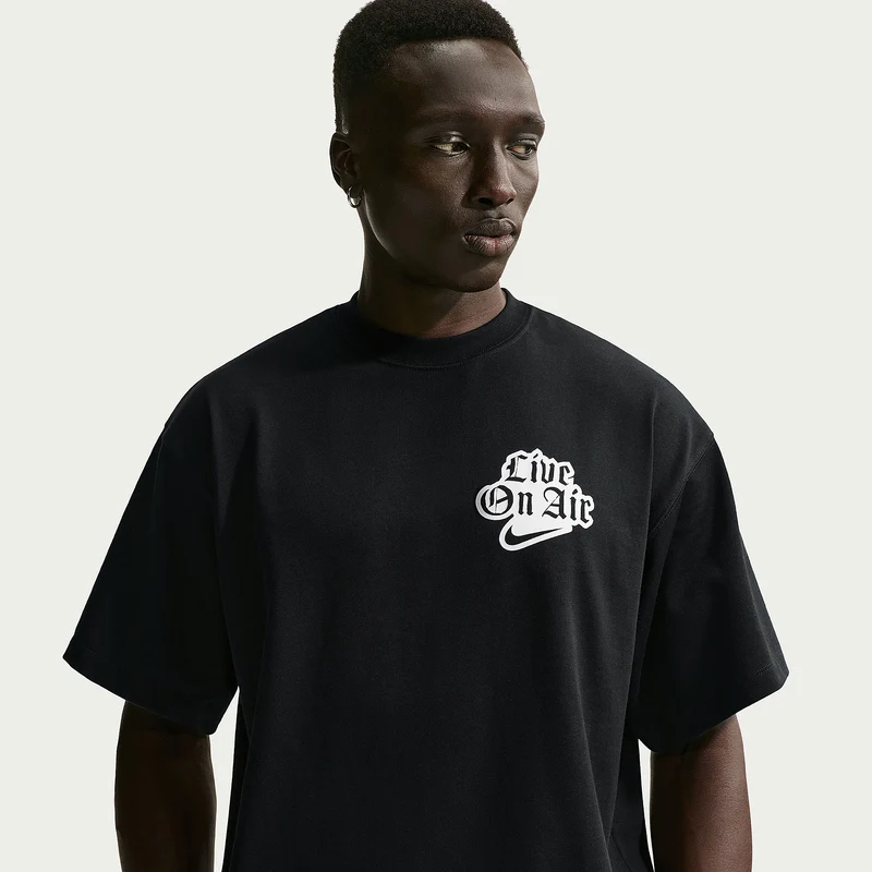 Nike Sportswear Solo Swoosh Graphic T-Shirt