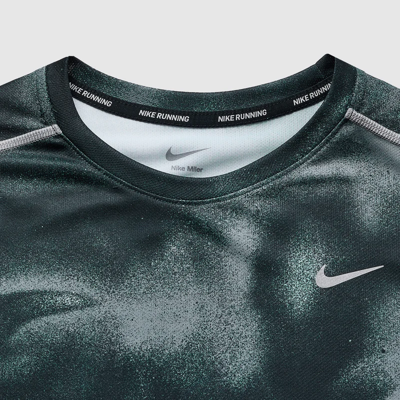 Nike Miler Older Kids Dri-FIT Training Top (8-15Y)