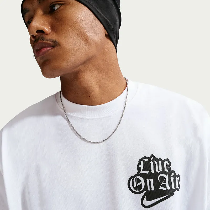 Nike Sportswear Solo Swoosh Graphic T-Shirt