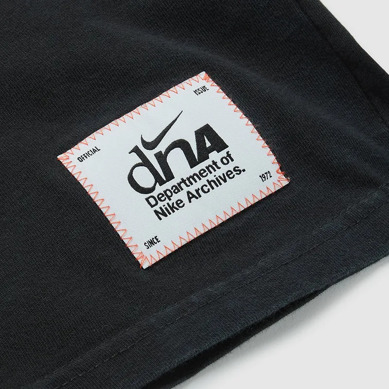 Nike Sportswear Loose Celebration T-Shirt