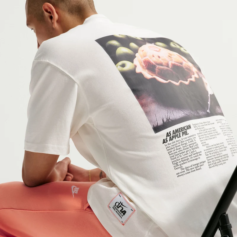 T-Shirt Nike Sportswear Loose American Pie