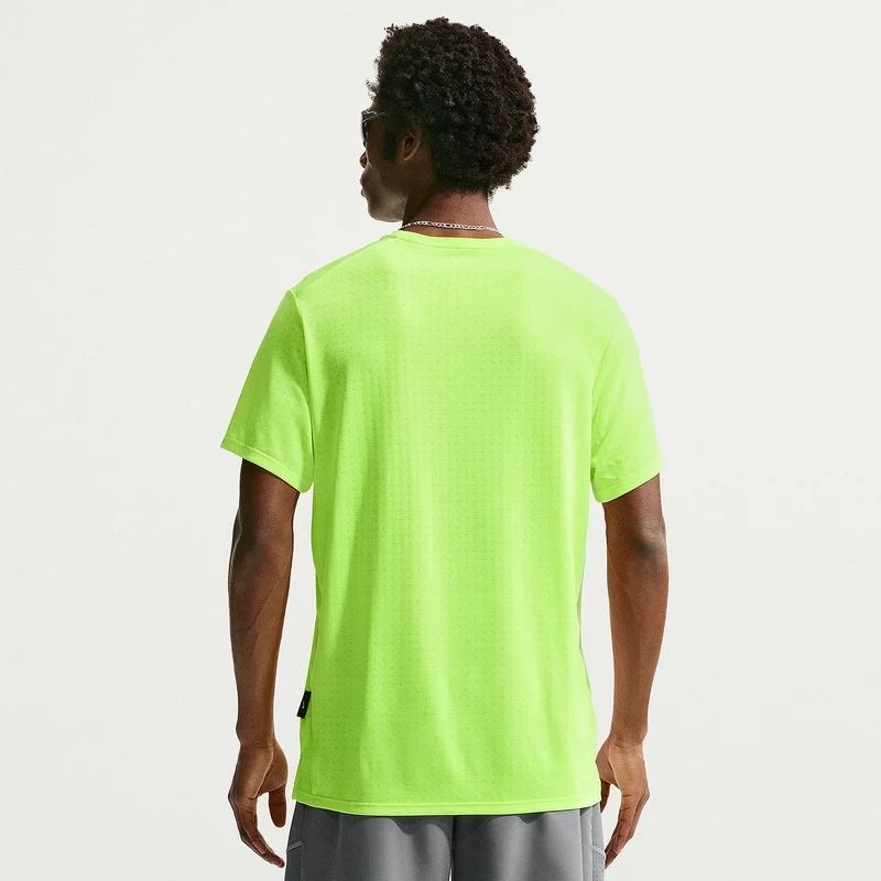 Nike Dri-FIT Breathe Miler T-Shirt
