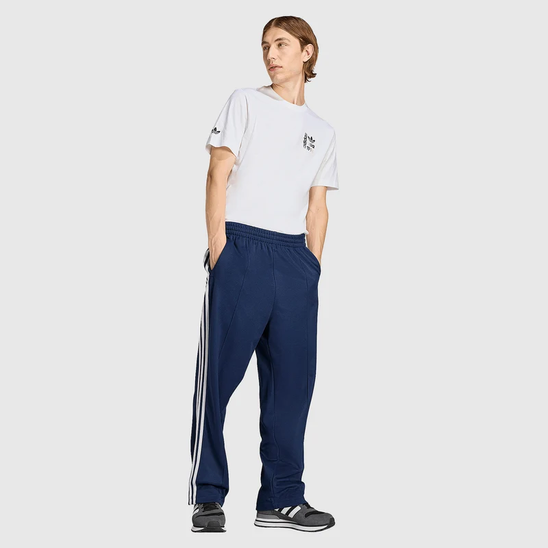 adidas Originals Archive USA 94 Graphic T-Shirt