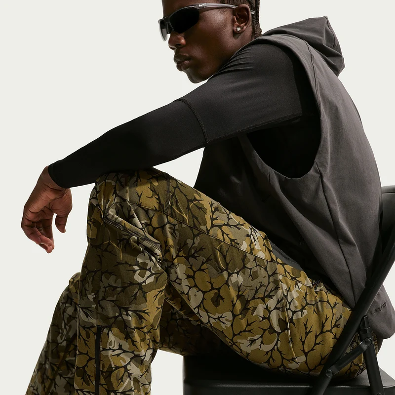 Nike Sportswear Tech Woven Trousers