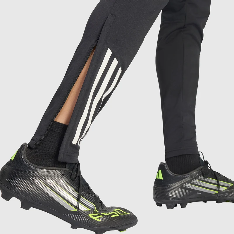 Pantalon adidas Real Madrid 25/26 x Marvel Training