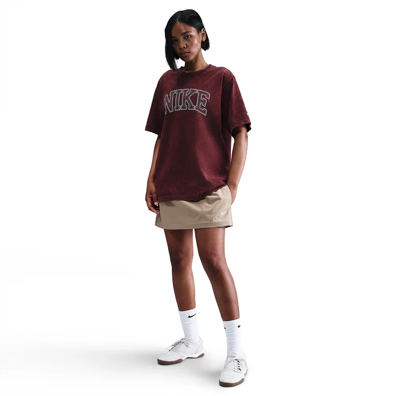 T-Shirt Nike Sportswear Classics+ pour Femme