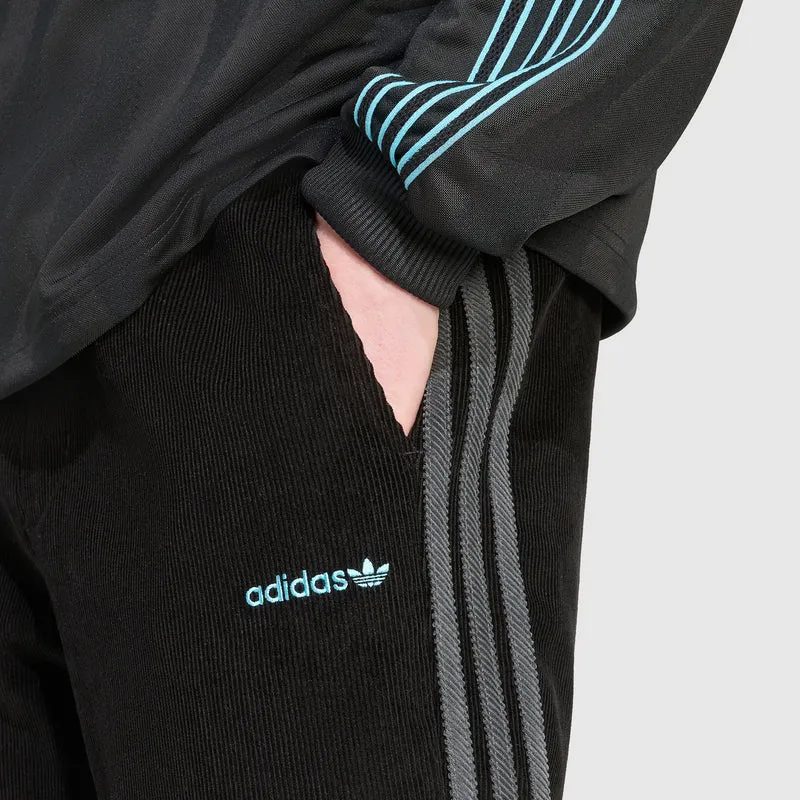 Pantalon en velours côtelé adidas Originals