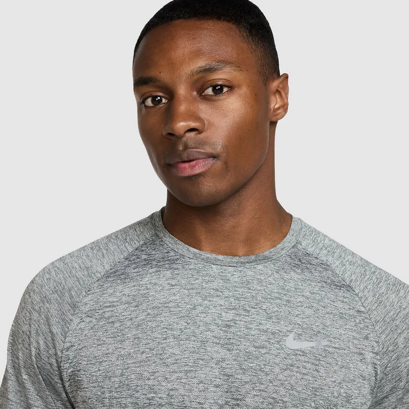 T-Shirt Nike Stride Dri-FIT ADV