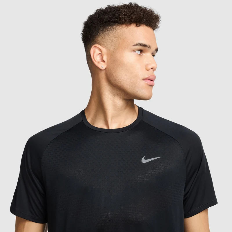 T-Shirt Nike Stride Dri-FIT ADV