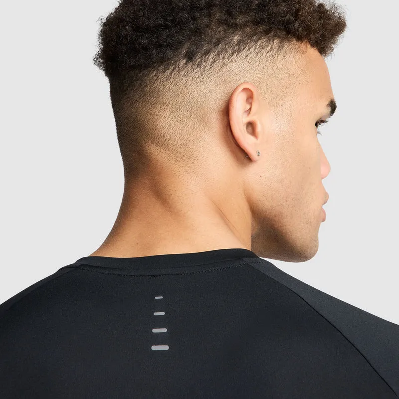 T-Shirt Nike Stride Dri-FIT ADV