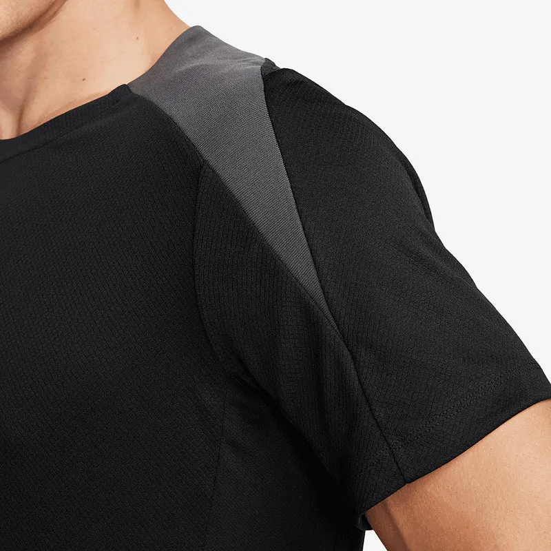 Haut Nike Dri-FIT Strike MC