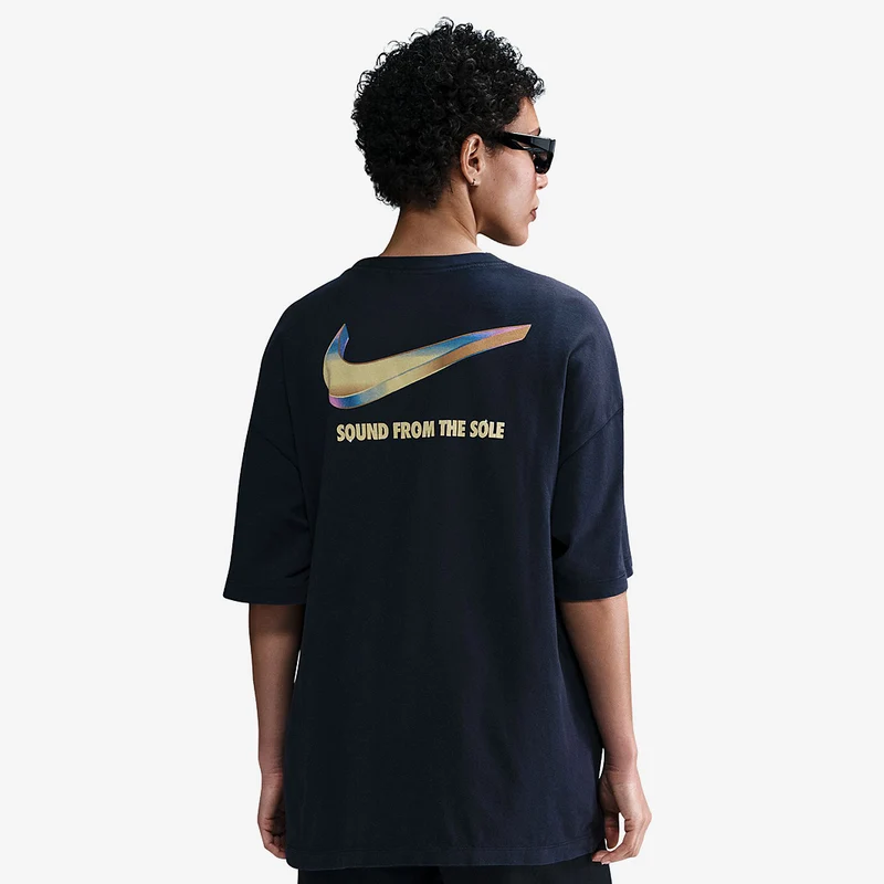 Nike T